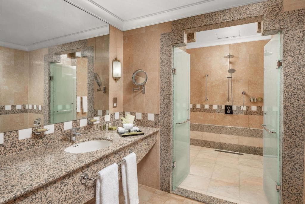 Hotel exterior near Haram